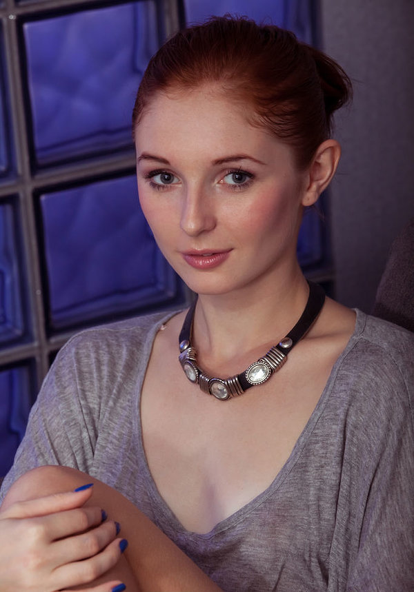 Алёна, 25